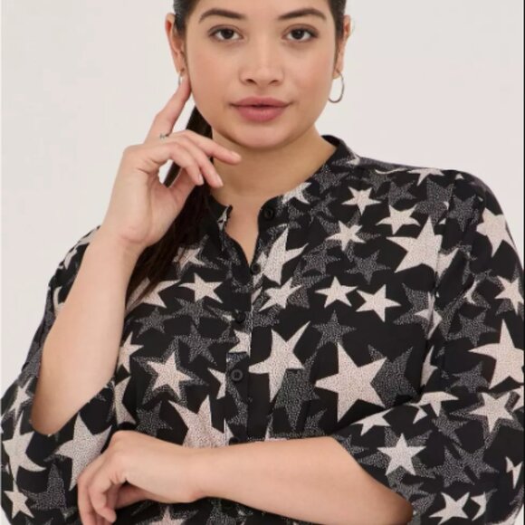 Starry Night Chic: Torrid Chiffon Kimono Shirt Plus Size - Picture 2 of 6